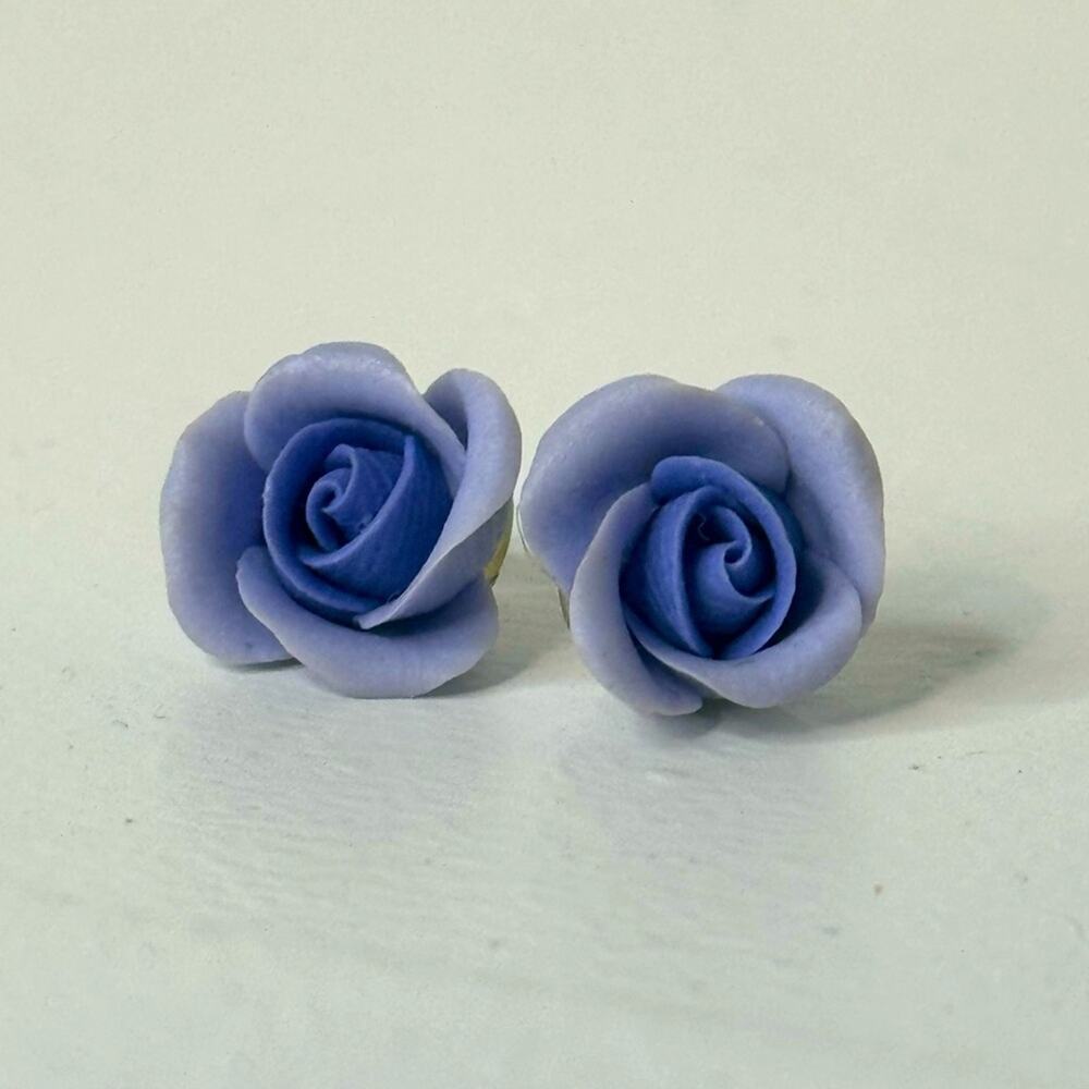 Porcelain Periwinkle Rosebud Earrings